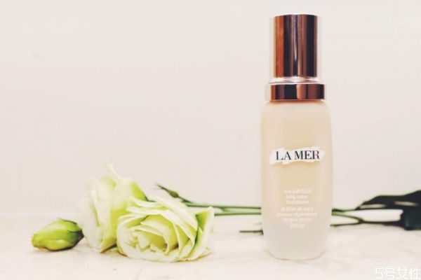 海蓝之谜粉底液用起来好不好(海蓝之谜粉底液好用吗)