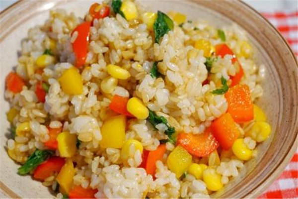 哪些人不能吃炒米饭(经常吃炒米饭好吗)