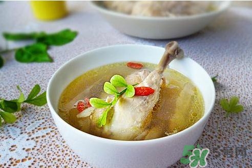 清炖鸡汤的做法步骤,家常炖鸡汤的简单方法