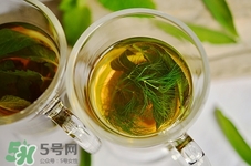 宝宝喝凉茶好吗,婴儿喝凉茶好吗
