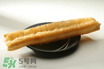 早餐吃油条的危害,长期吃油条的危害