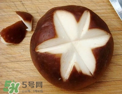香菇切花教程,香菇怎么切花 香菇切花教程,香菇怎么切花
