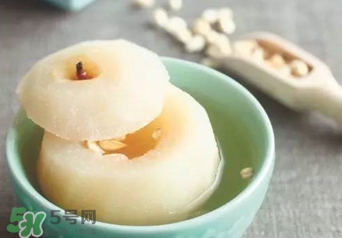 川贝炖雪梨的做法及用量,川贝炖雪梨的做法功效