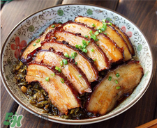 怎样炸扣肉才能起虎皮,如何炸扣肉的皮才脆 怎样炸扣肉才能起虎皮,如何炸扣肉的皮才脆