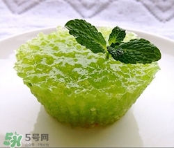 绿西米是什么做的,绿色米是什么米