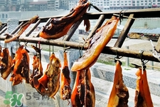 熏肉为什么发黑,熏肉上面黑的怎么处理