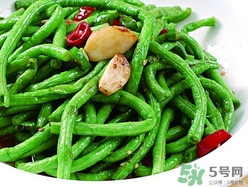 豆角怎么焯水颜色翠绿,炒豆角怎么做
