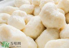 做鱼丸为啥先加盐,做鱼丸先放盐还是后放盐