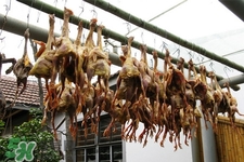 怀孕了能吃腊鸡吗,孕妇可以吃腊鸡吗