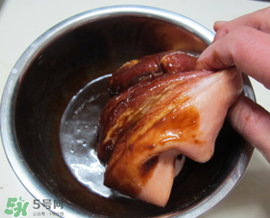如何清洗猪肉 清洗猪肉的方法,刚买的猪肉怎么洗干净