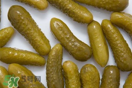 黄瓜怎么腌好吃又脆可以长时间放,黄瓜怎么腌好吃又脆