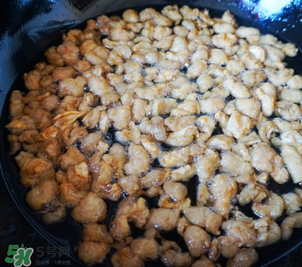 猪油熬糊了还能吃吗?,猪油熬糊了还能吃吗视频