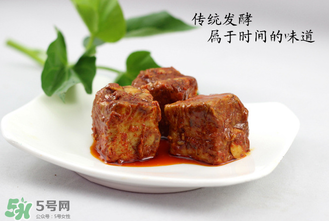 霉豆腐发黑还能吃吗,豆腐发黑霉可以吃吗