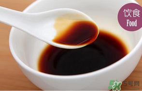 生抽和老抽的区别在哪里?,生抽和老抽的区别和用法