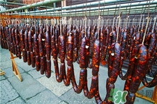 腊肠发酸怎么补救,腊肠发酸怎么处理