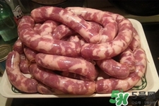 刚灌好的香肠怎么晾晒的视频,刚灌好的香肠如何晾晒