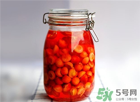樱桃酒治冻疮吗,樱桃泡酒治冻疮的用法 樱桃酒治冻疮吗,樱桃泡酒治冻疮的用法