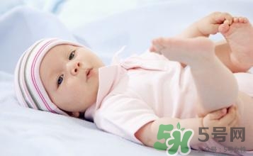 宝宝拉肚子怎么喝奶粉就吐,宝宝拉肚子怎么喝奶粉