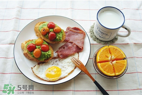 吃完橙子多久能喝牛奶吗,吃完橙子多久后可以喝牛奶