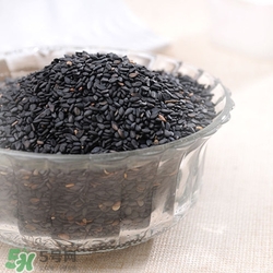 月子麻油是不是芝麻油,月子用黑麻油是什么油