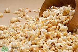 爆米花变软了怎么办呢?,爆米花软了怎么能在变酥脆