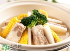 淮山红萝卜玉米排骨汤功效和作用,玉米排骨汤的功效和作用