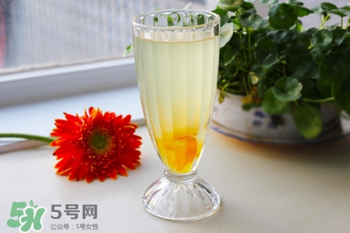 制作蜂蜜柚子茶的方法,柚子蜂蜜茶怎么做