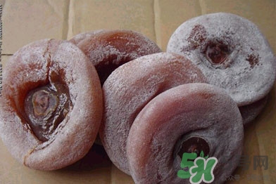 柿饼的作用和功效,柿饼有什么作用 柿饼的作用和功效,柿饼有什么作用