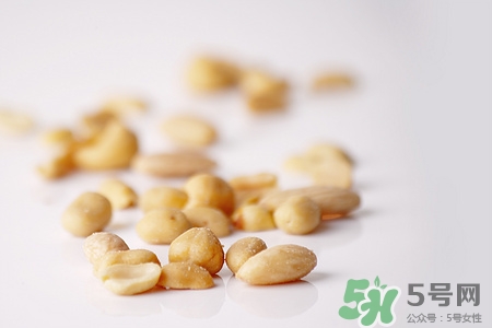 孕妇吃花生粥的好处,孕妇喝花生粥的功效和作用 孕妇吃花生粥的好处,孕妇喝花生粥的功效和作用