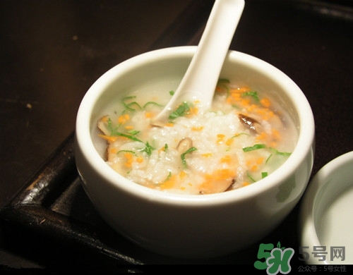 感冒喝什么粥好得快,宝宝感冒喝什么粥好