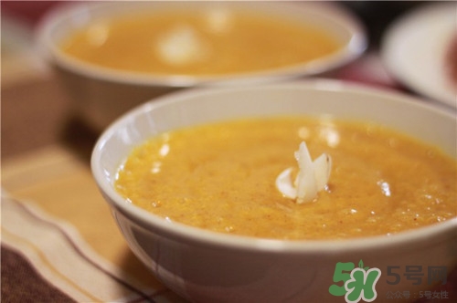 红枣南瓜粥的功效,红枣南瓜粥的做法 红枣南瓜粥的功效,红枣南瓜粥的做法