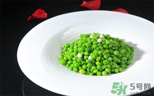 甜豆是豌豆吗,豌豆是甜的吗