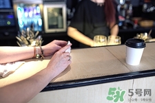 冬天喝什么茶好呢,冬天喝什么茶好呢男