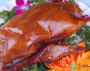 吃烤鸭的功效和作用,烤鸭营养功效