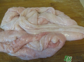 猪大肠怎么清洗最干净,猪大肠怎么清洗干净无异味 猪大肠怎么清洗最干净,猪大肠怎么清洗干净无异味