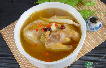 炖鸡汤怎么炖,老母鸡汤的简单做法 炖鸡汤怎么炖,老母鸡汤的简单做法