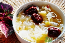 上火能喝银耳红枣汤吗?,喝银耳红枣枸杞汤会上火吗 上火能喝银耳红枣汤吗?,喝银耳红枣枸杞汤会上火吗