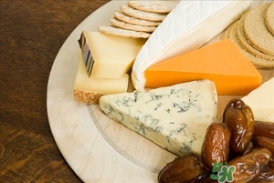 奶酪什么时候吃好,奶酪什么时候吃最好