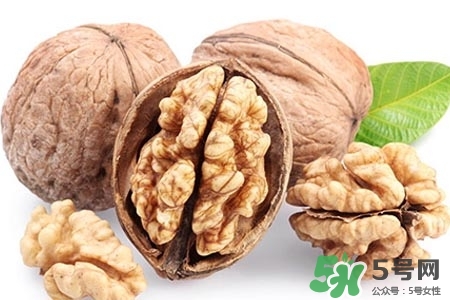 长期吃核桃有什么好处和坏处,吃核桃有什么好处? 长期吃核桃有什么好处和坏处,吃核桃有什么好处?