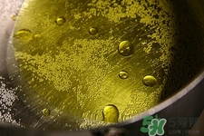 什么牌子橄榄油最好食用,进口橄榄油过期一年还能吃吗