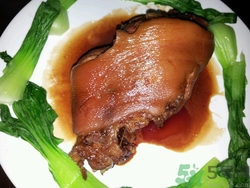 油腻食物的危害,吃油腻食物的危害 油腻食物的危害,吃油腻食物的危害