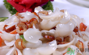 鲜百合变成紫色还能吃吗,鲜百合时间长了变紫色了可以吃吗?