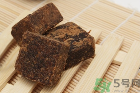 黑糖什么时候吃才是正确的,一天吃多少黑糖合适