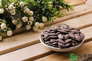 吃南瓜子会胖吗?,吃南瓜瓜子会长胖吗?