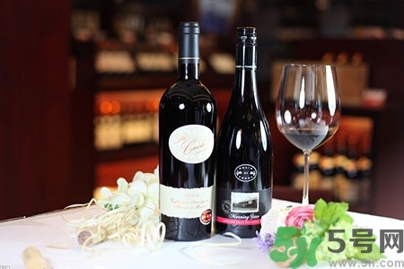 一天中什么时间喝葡萄酒最好,一天中喝葡萄酒的最佳时间