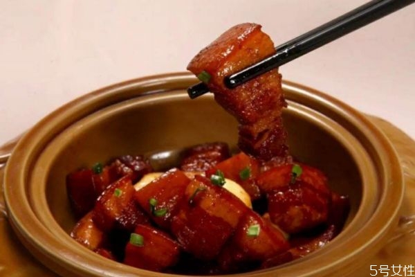 吃红烧肉会胖吗(红烧肉怎么烧才好吃不腻)