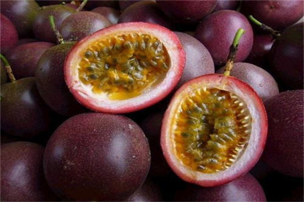 百香果的营养价值(百香果的营养价值和食用功效)