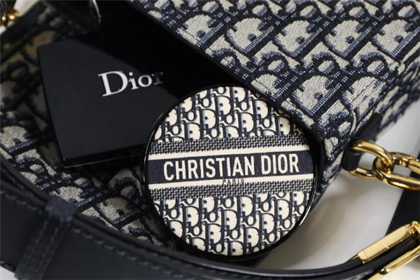 简易南瓜画法,nyx眼影盘画法