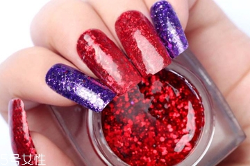 雅诗兰黛口红310好看吗,雅诗兰黛恋爱唇膏310