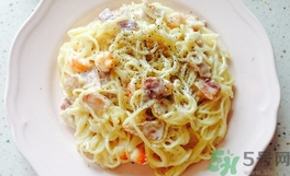 意大利面用哪种芝士,芝士意大利面的家常做法窍门